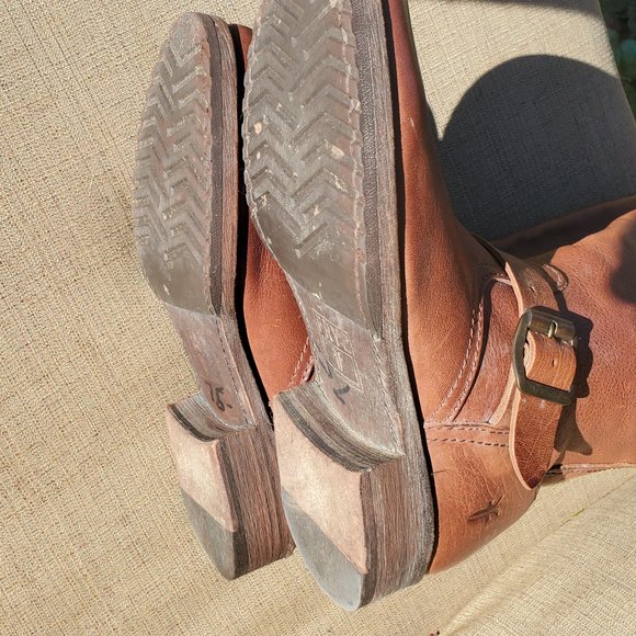 FRYE Boots Size 9.5 - Picture 3 of 5